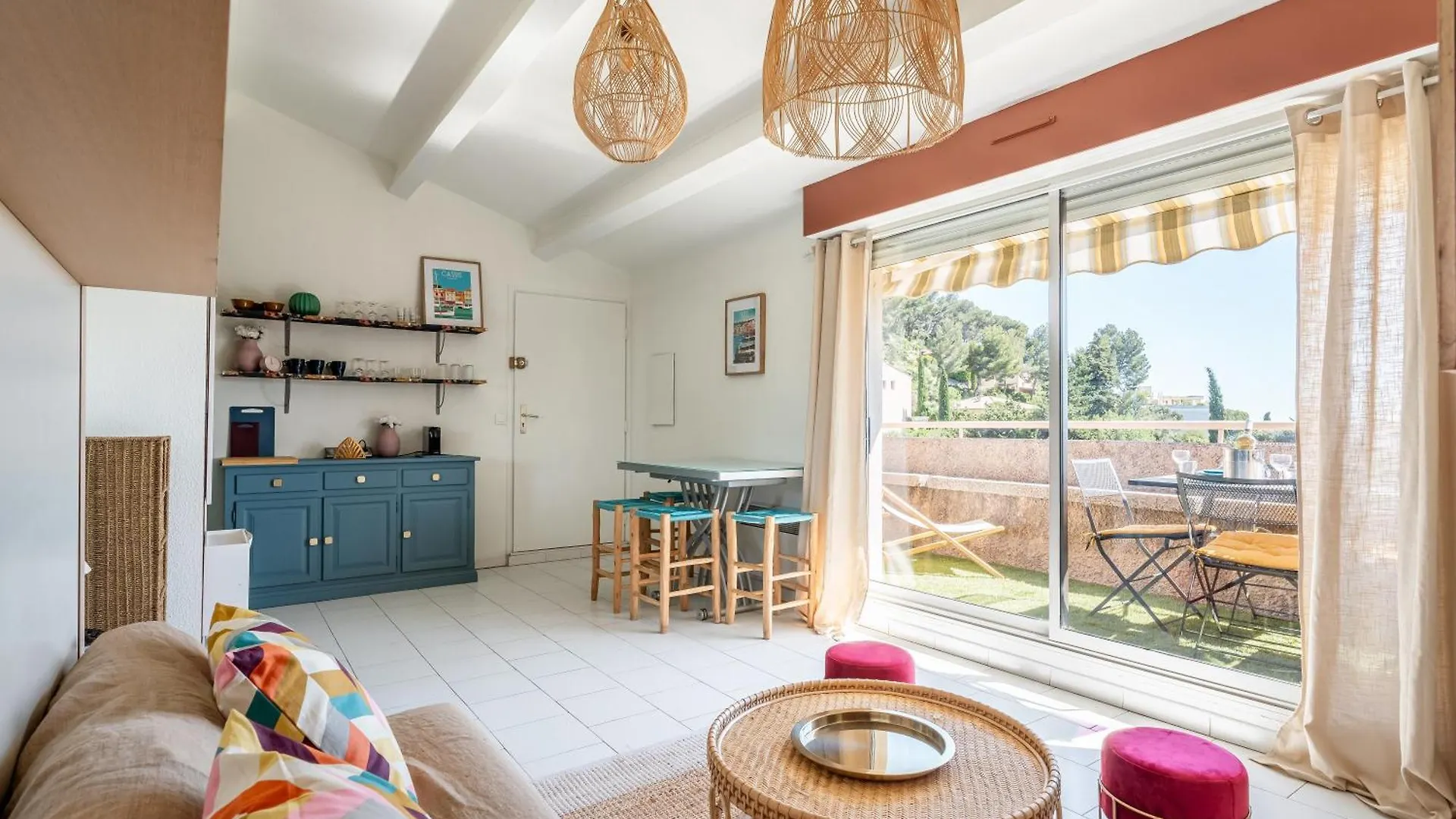 Le Neptune Cassis Apartment