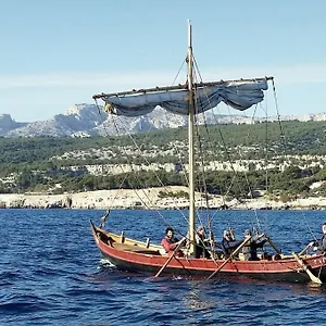 L'aiguade, D'exception A Cassis